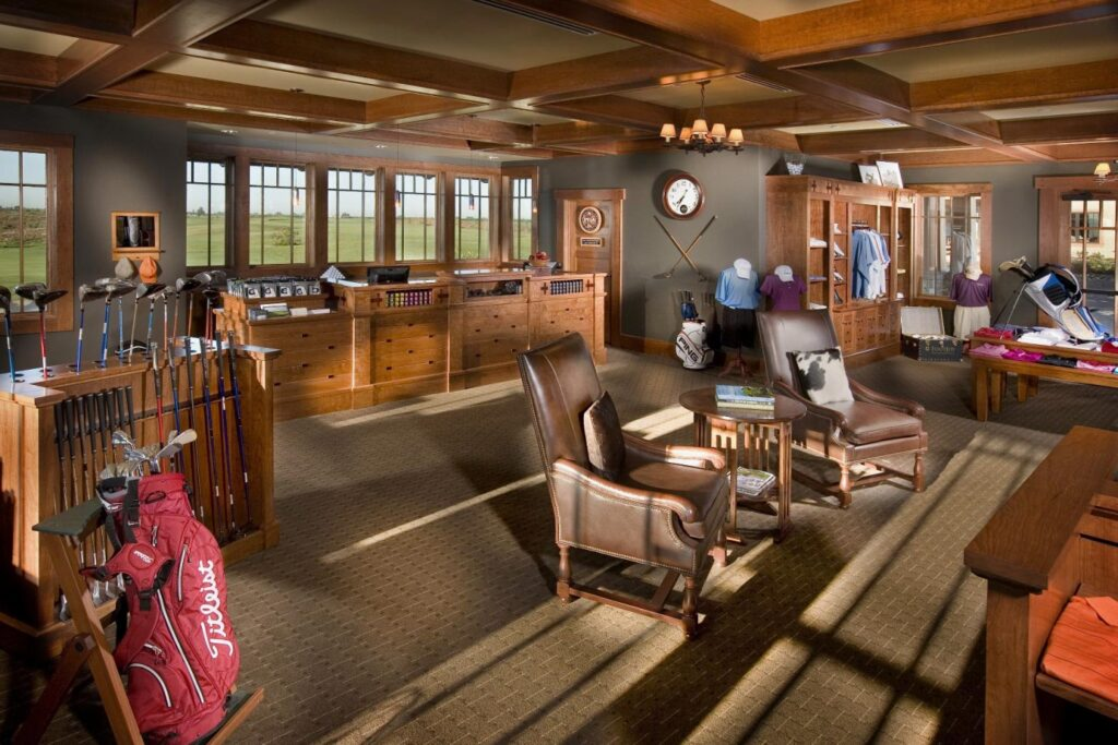 9Putt mat displayed in a golf pro shop